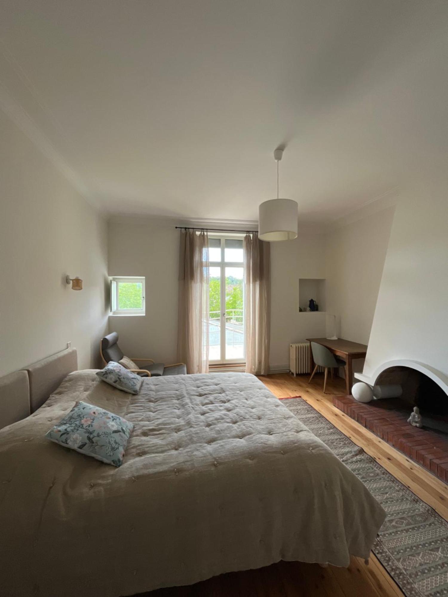 Bed and Breakfast Le Lotus Blanc à Sainte-Foy-la-Grande Extérieur photo